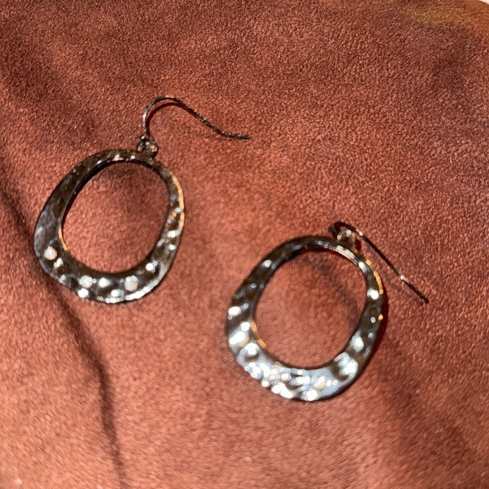 “M Style Lab" Earrings bronze/ crystals hooks backs